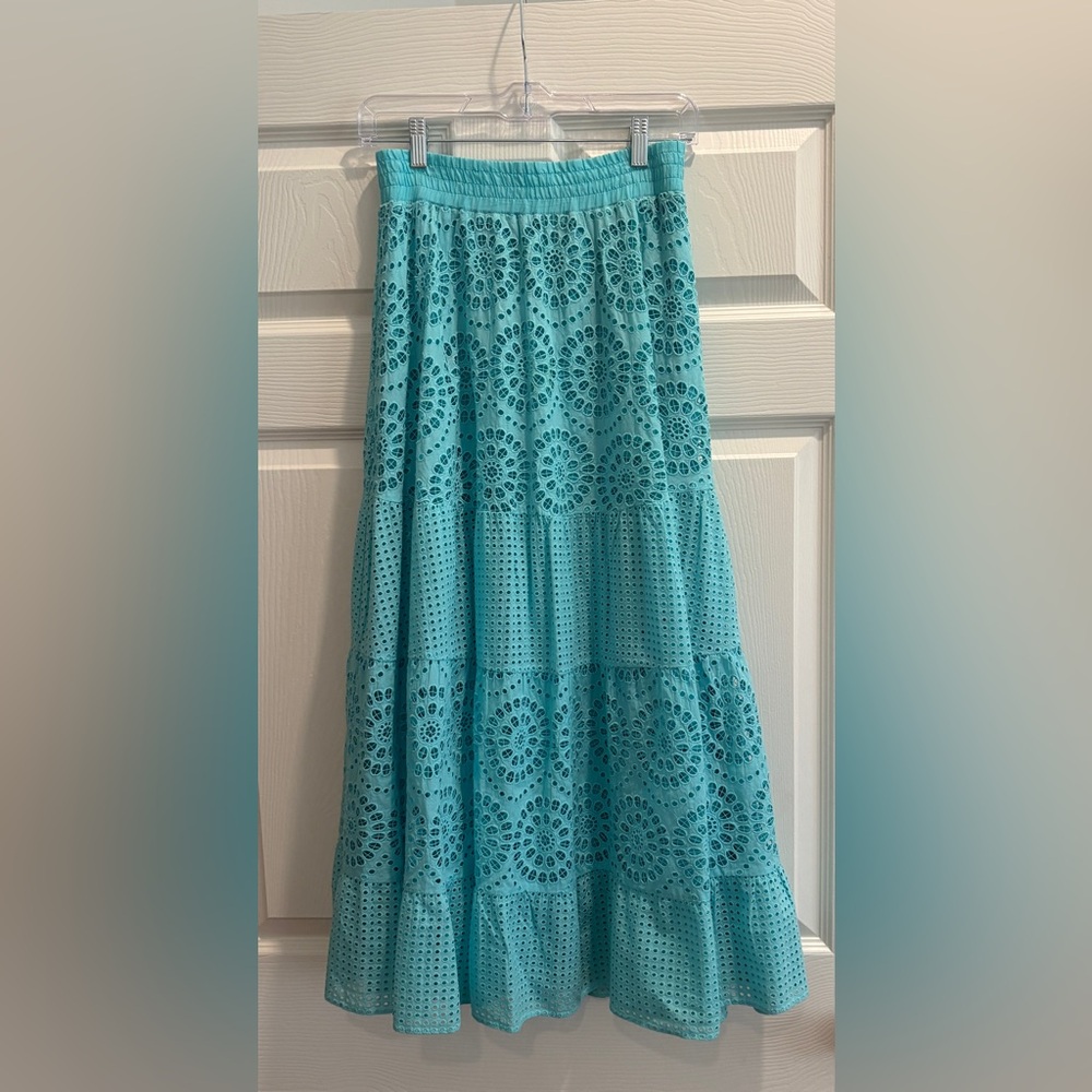 Elegant Blue Eyelet Lace Skirt